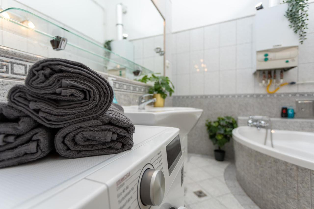 Apartamento Emerald With Free Parking