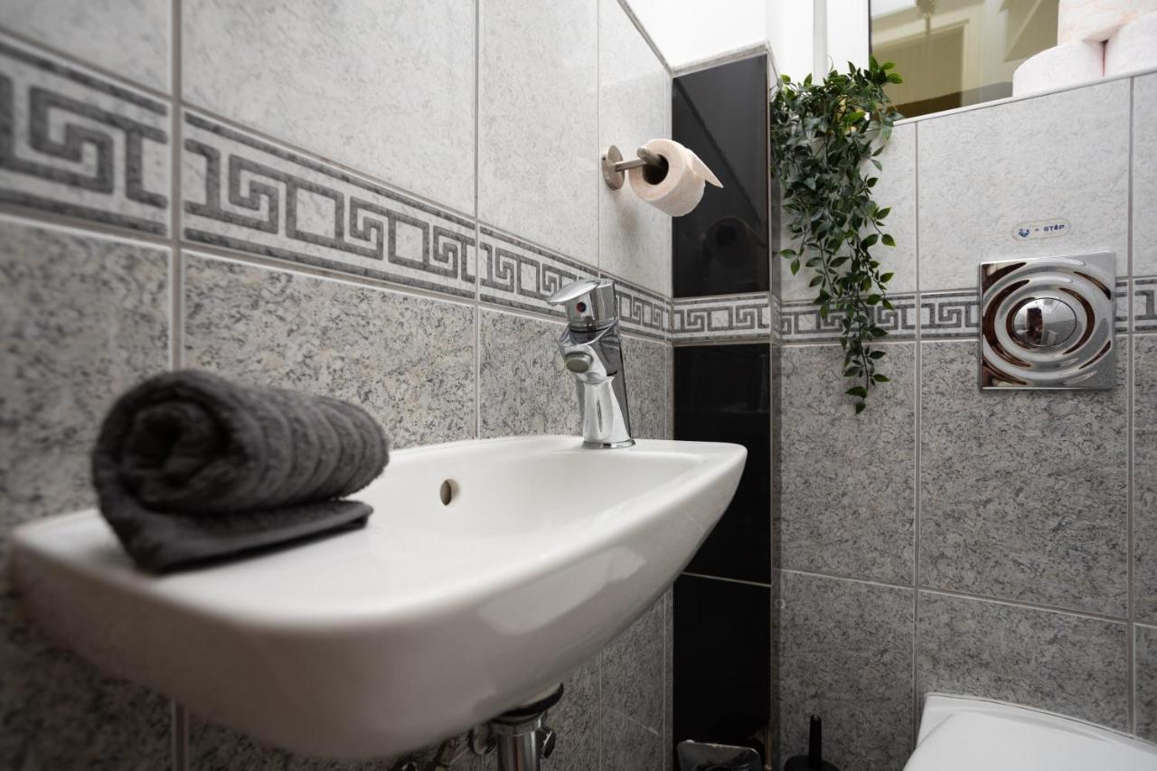 Apartman Emerald With Free Parking